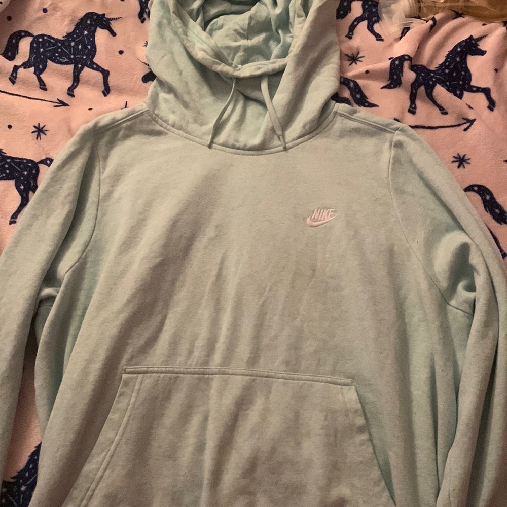 Nike blue pull over.